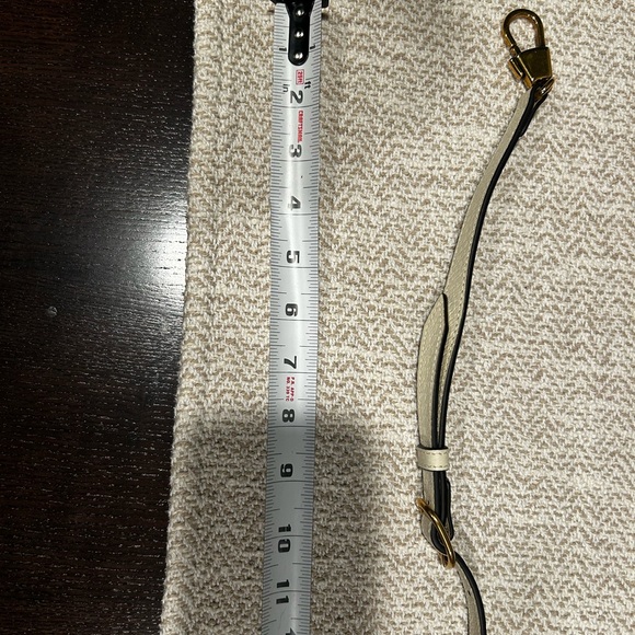 Gucci shoulder strap